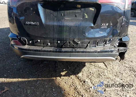 2018 Toyota Rav4 Adventure z USA, uszkodzony, nr VIN JTMRFREV3JJ239519